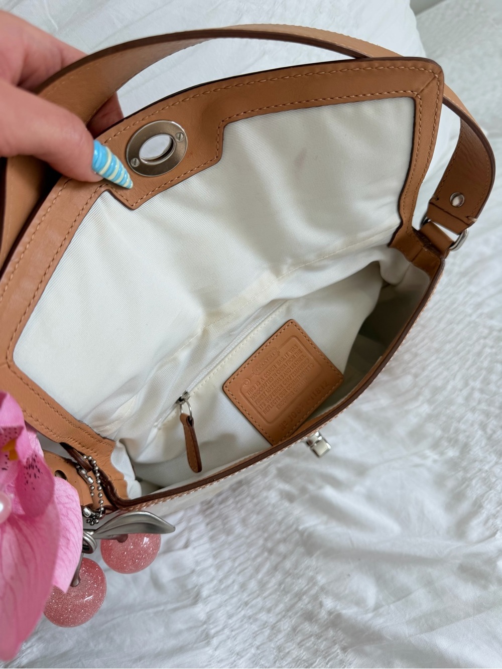Vintage  Coach Signature Turnlock Flap Shoulder Bag (small) - Picture 9 of 11